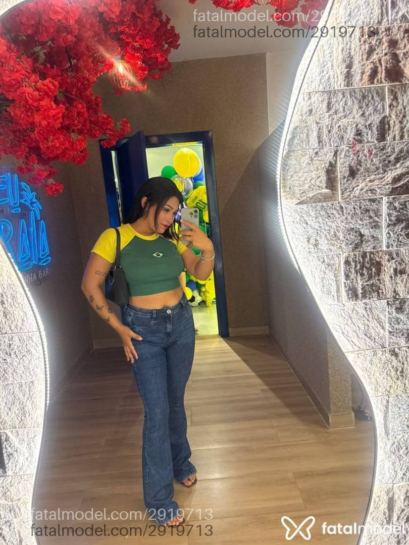 Acompanhante mulher com cabelo castanho de olhos castanhos em Parauapebas - Bárbara