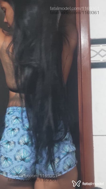 Acompanhante mulher morena (o) de olhos castanhos em Uberaba Acompanhante mulher morena (o) de olhos castanhos em Uberaba - Luna