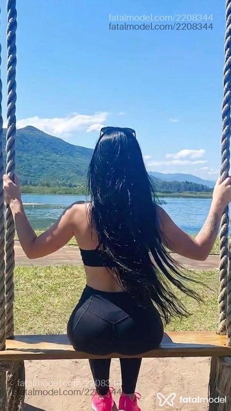 Acompanhante mulher trans morena (o) de olhos castanhos em Caxias do Sul - Ellen Sanches