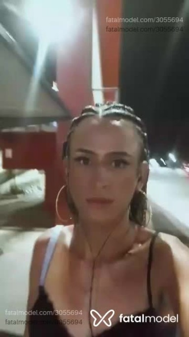 Acompanhante mulher trans loira (o) de olhos castanhos em Maricá Acompanhante mulher trans loira (o) de olhos castanhos em Maricá - Polly