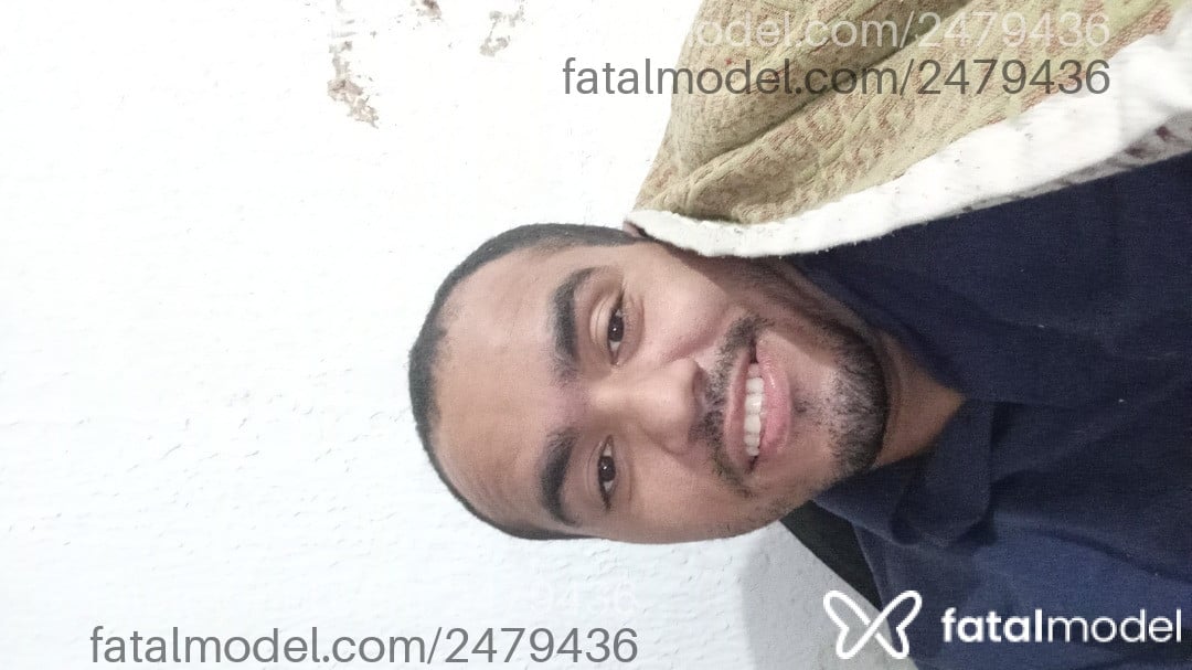 Acompanhante homem morena (o) de olhos castanhos em Rio de Janeiro - Lucas