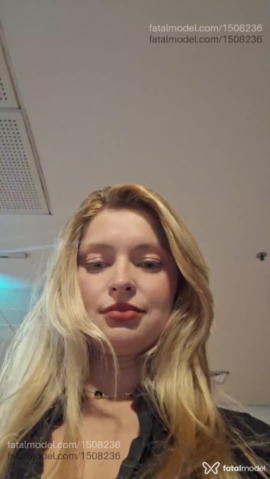 Acompanhante mulher loira (o) de olhos verdes - Stella