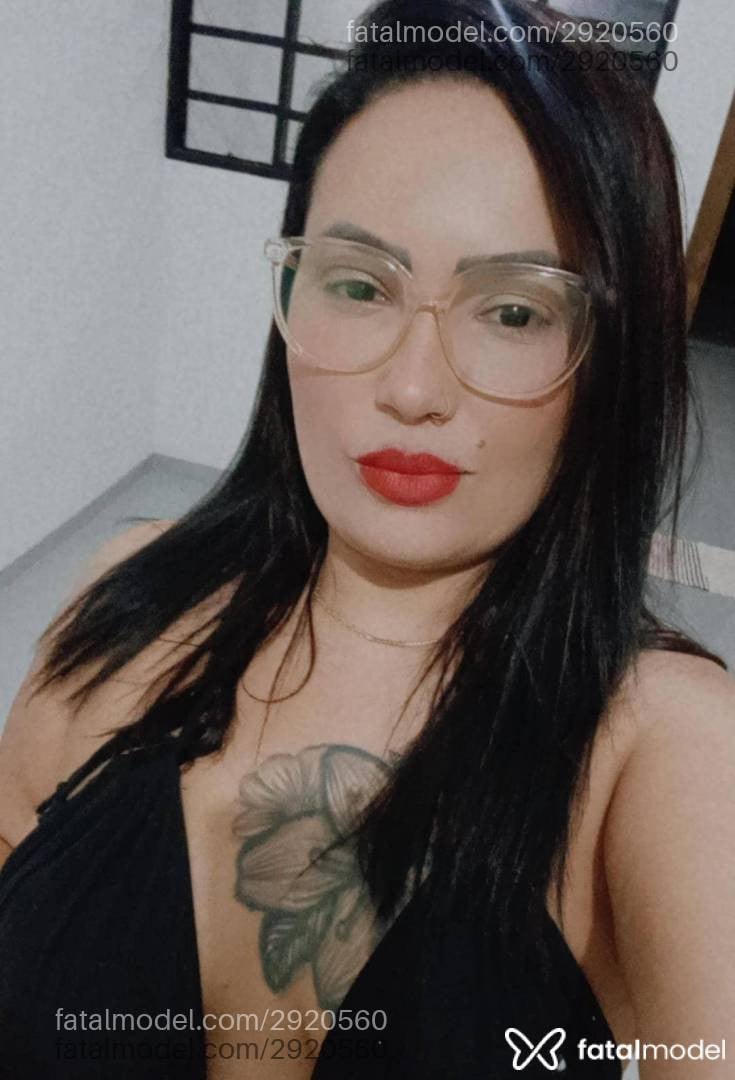 Acompanhante mulher morena (o) de olhos castanhos em Lucas do Rio Verde - Alicia
