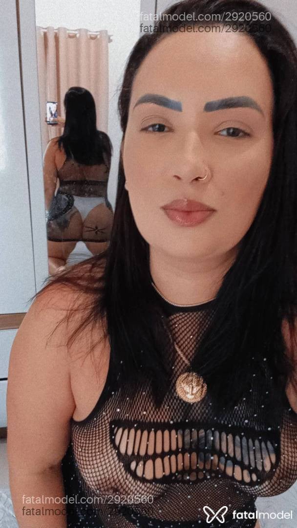 Acompanhante mulher morena (o) de olhos castanhos - Alicia Acompanhante mulher morena (o) de olhos castanhos - Alicia