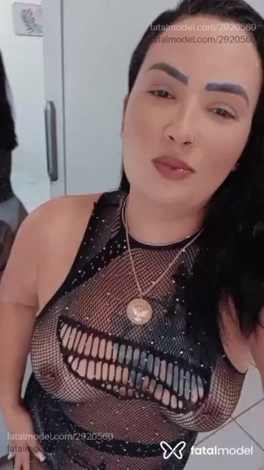 Acompanhante mulher morena (o) de olhos castanhos - Alicia Acompanhante mulher morena (o) de olhos castanhos - Alicia