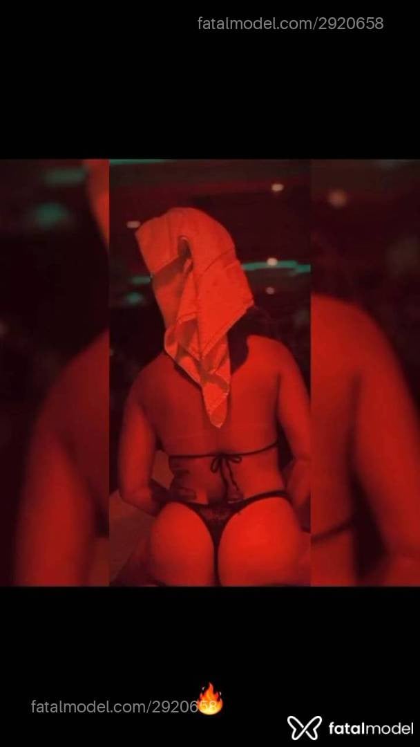 Acompanhante mulher morena (o) de olhos pretos - Rafaela