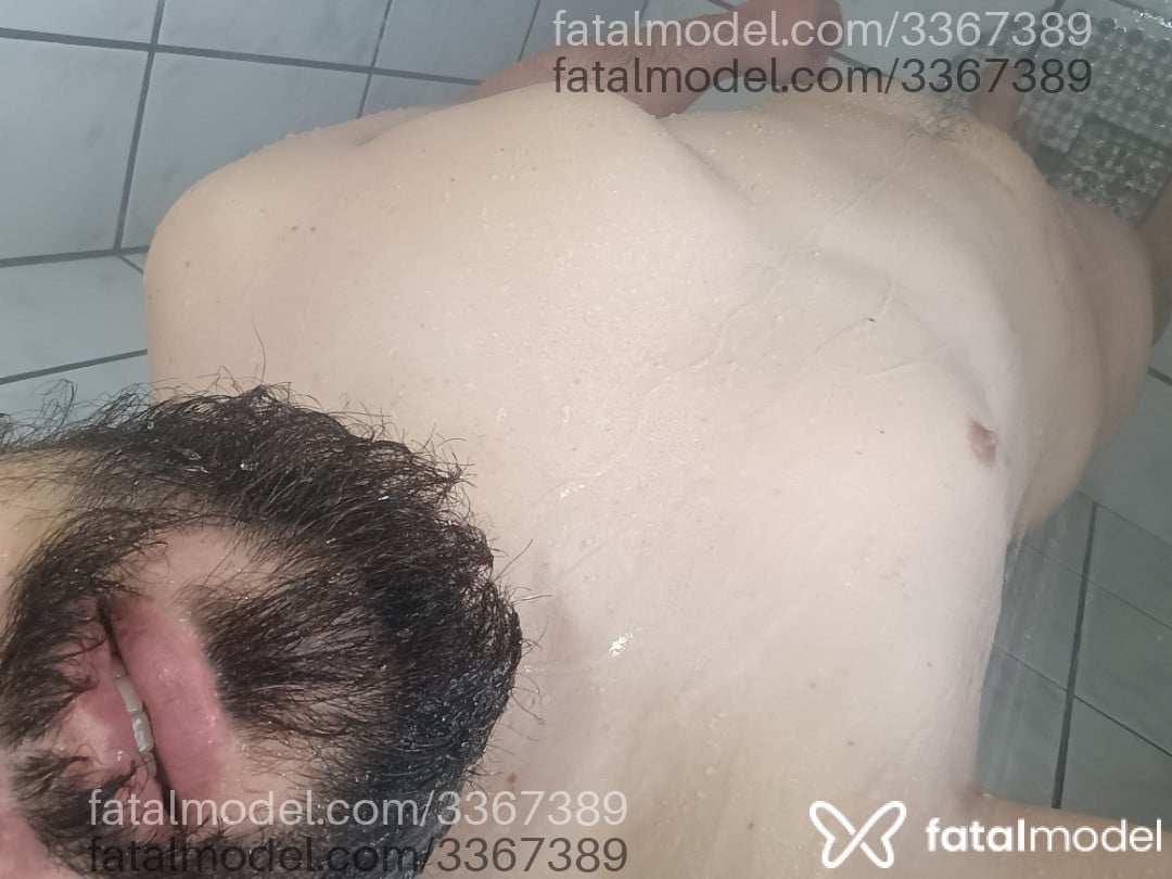 Acompanhante homem com cabelo castanho de olhos castanhos em Araranguá Acompanhante homem com cabelo castanho de olhos castanhos em Araranguá - Renato