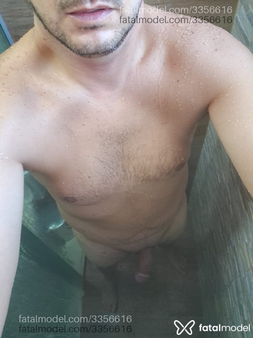 Acompanhante homem com cabelo castanho de olhos castanhos em São José do Rio Preto Acompanhante homem com cabelo castanho de olhos castanhos em São José do Rio Preto - Rafael