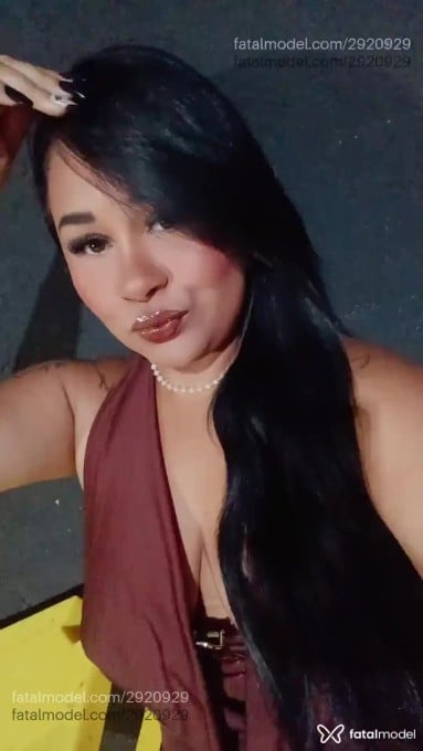 Acompanhante mulher morena (o) de olhos castanhos - Rafaela Gabriela