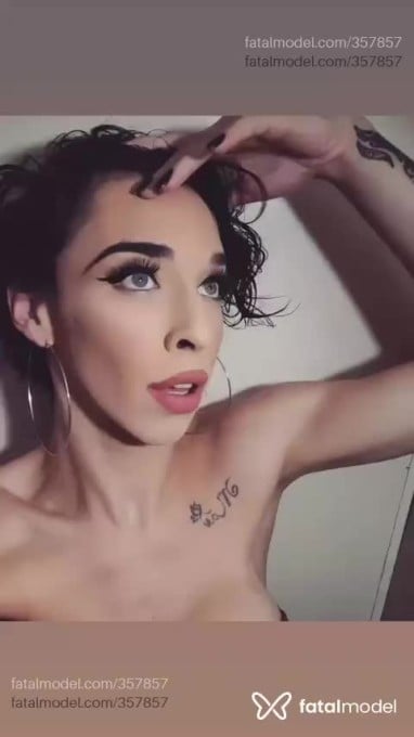 Acompanhante mulher trans morena (o) de olhos verdes em Sapucaia do Sul Acompanhante mulher trans morena (o) de olhos verdes em Sapucaia do Sul - Mirella Gaúcha