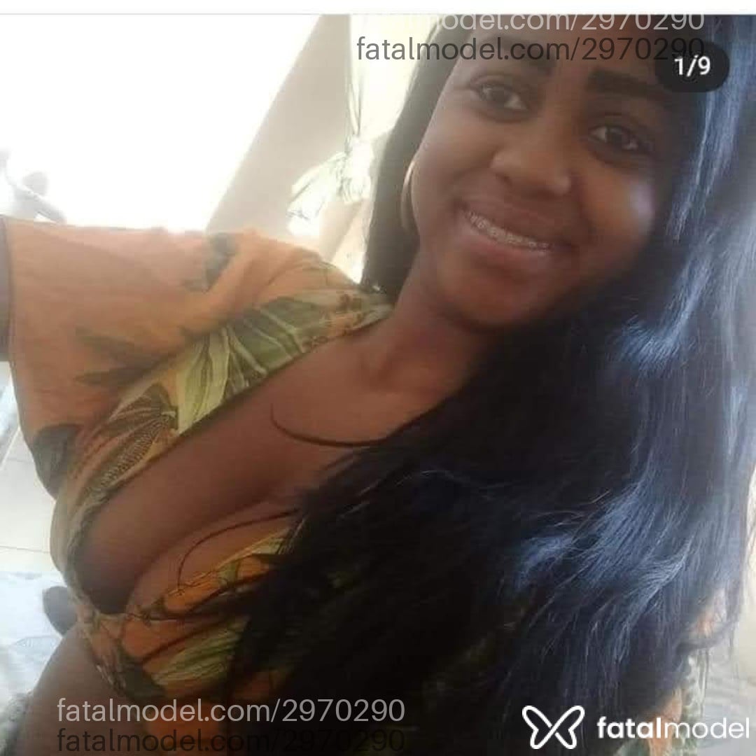 Acompanhante mulher morena (o) de olhos pretos - Lorena Acompanhante mulher morena (o) de olhos pretos - Lorena