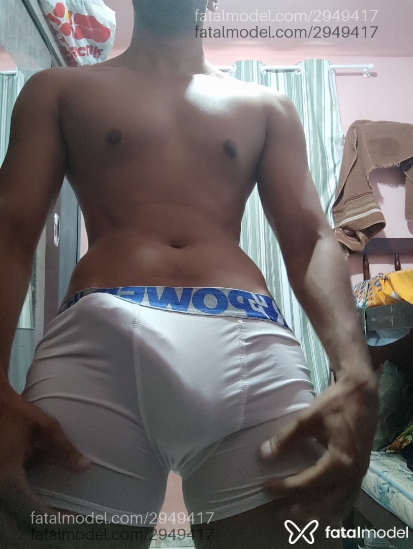 Acompanhante homem morena (o) de olhos castanhos em Virtual - Timindo
