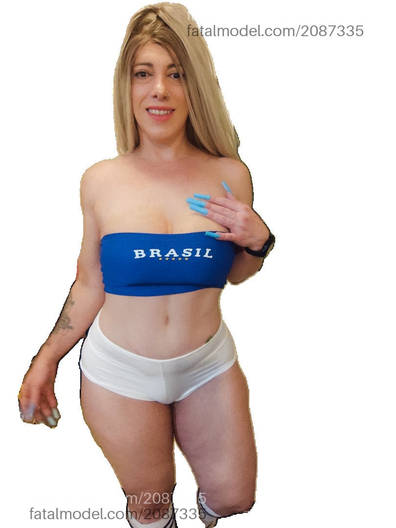 Acompanhante mulher com cabelo castanho de olhos castanhos - Kaká Ferrari