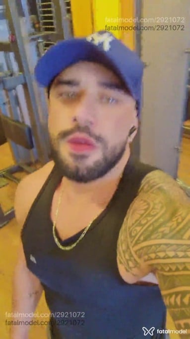 Acompanhante homem sem cabelo de olhos mel em Taubaté - Antonio