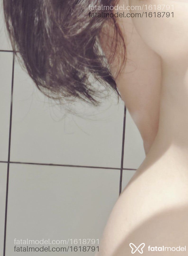 Acompanhante mulher com cabelo castanho de olhos castanhos em Itumbiara Acompanhante mulher com cabelo castanho de olhos castanhos em Itumbiara - Bárbara