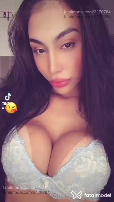 Acompanhante mulher morena (o) de olhos castanhos em Brasília - Karen