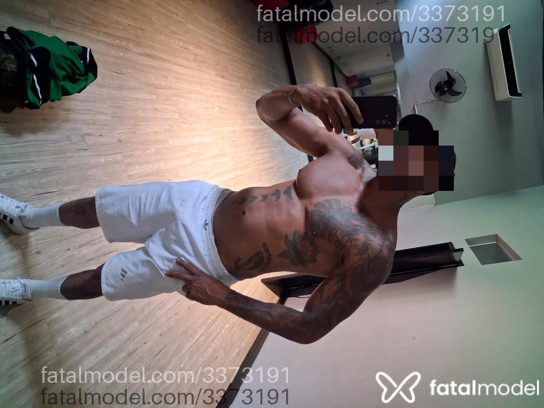Acompanhante homem com cabelo castanho de olhos castanhos em Bragança Paulista Acompanhante homem com cabelo castanho de olhos castanhos em Bragança Paulista - Pantera Negra