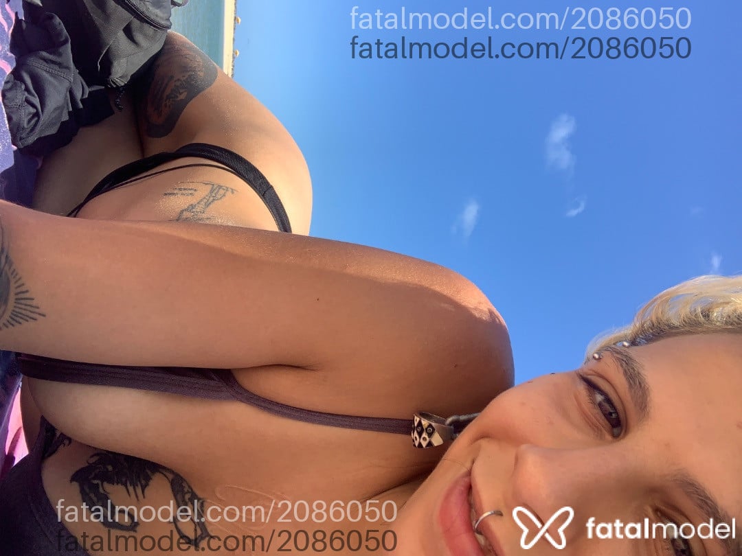 Acompanhante mulher com cabelo castanho de olhos castanhos - Pucca Devil Acompanhante mulher com cabelo castanho de olhos castanhos - Pucca Devil