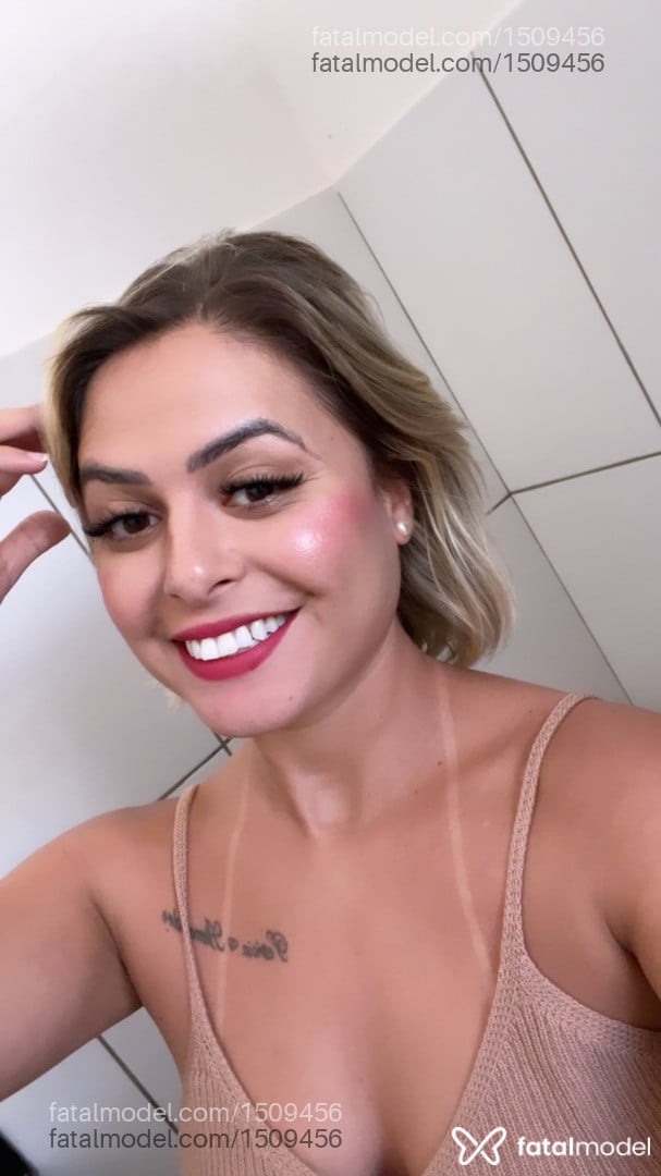 Acompanhante mulher loira (o) de olhos castanhos em Ribeirão Preto - Carla moraes