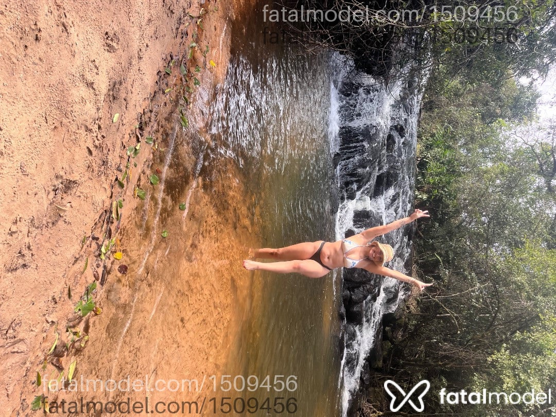 Acompanhante mulher loira (o) de olhos castanhos em Ribeirão Preto - Carla moraes