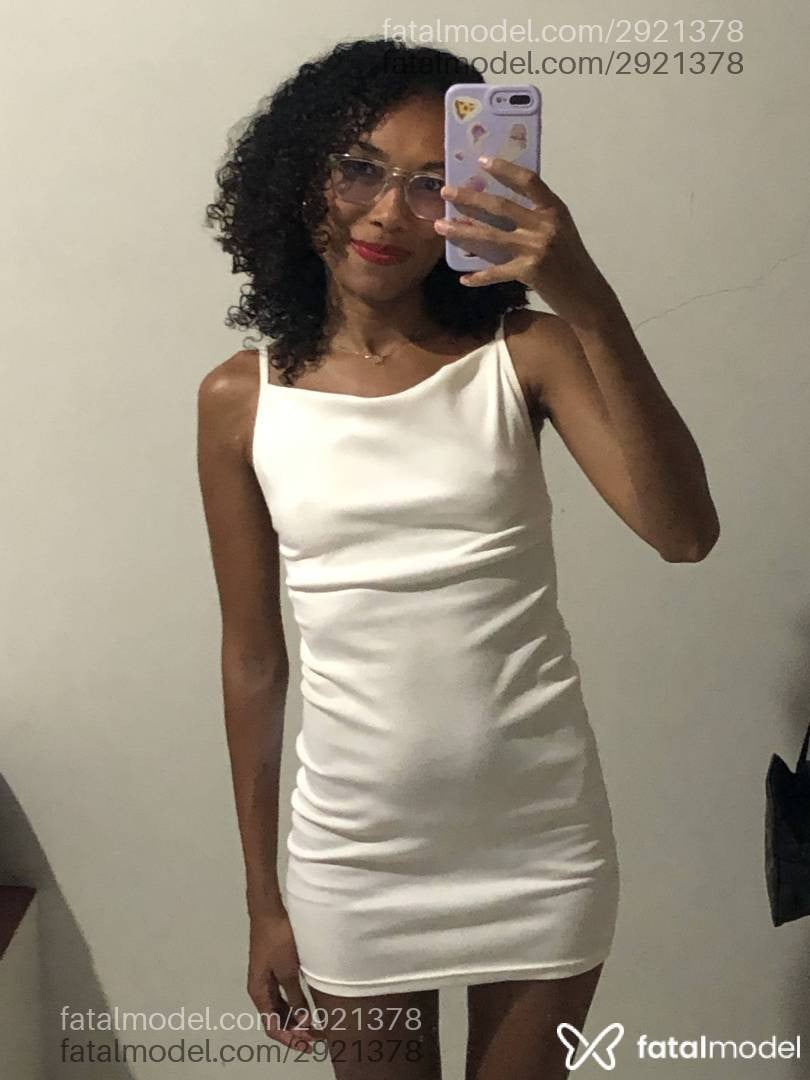 Acompanhante mulher morena (o) de olhos pretos em Caldas Novas - Luana