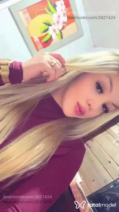 Acompanhante mulher loira (o) de olhos castanhos em Ponta Grossa - Mariana Sanchez