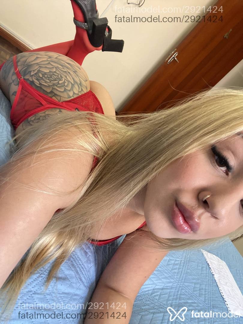 Acompanhante mulher loira (o) de olhos castanhos em Ponta Grossa - Mariana Sanchez