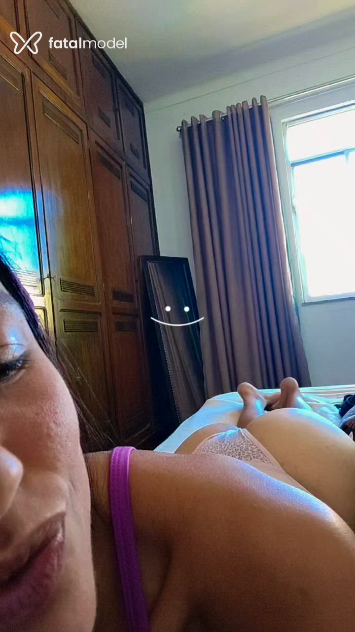 Acompanhante mulher morena (o) de olhos castanhos em Juiz de Fora Acompanhante mulher morena (o) de olhos castanhos em Juiz de Fora - Sofy