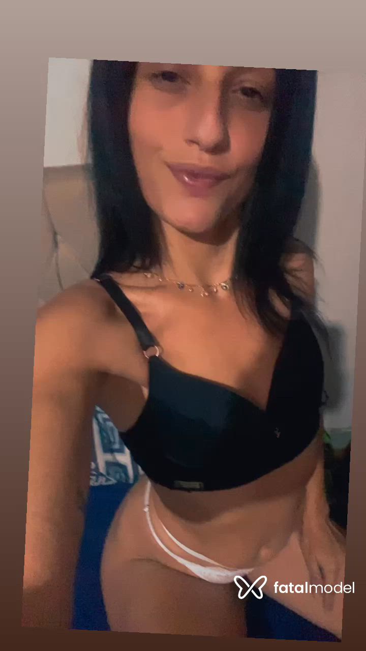 Acompanhante mulher morena (o) de olhos castanhos - Sofy