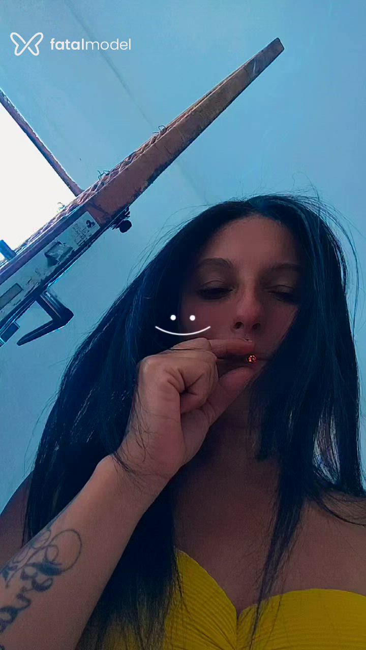Acompanhante mulher morena (o) de olhos castanhos em Juiz de Fora Acompanhante mulher morena (o) de olhos castanhos em Juiz de Fora - Sofy