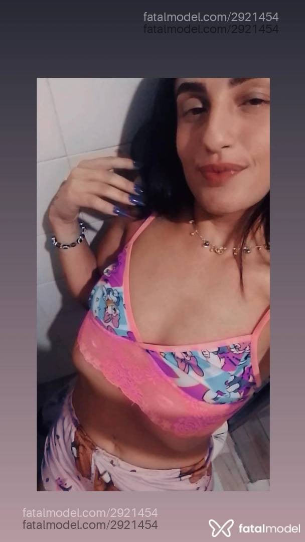 Acompanhante mulher morena (o) de olhos castanhos - Sofy
