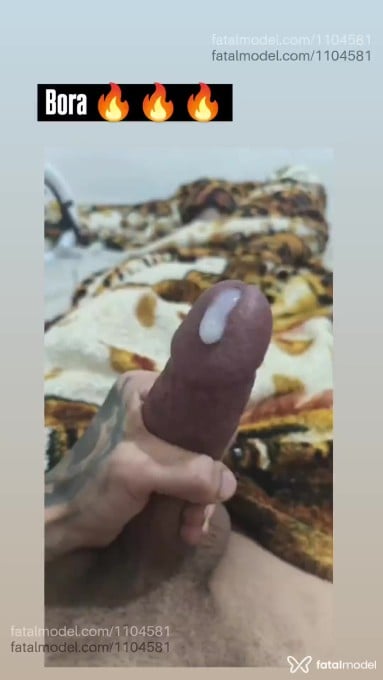 Acompanhante homem com cabelo castanho de olhos castanhos em Itaúna Acompanhante homem com cabelo castanho de olhos castanhos em Itaúna - Chefin