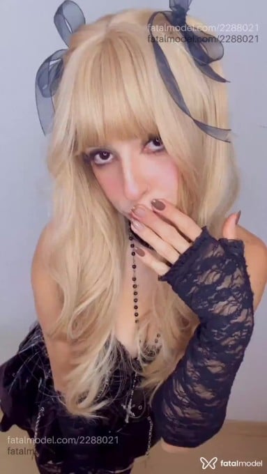 Acompanhante mulher com cabelo castanho de olhos castanhos em Curitiba - Aurora
