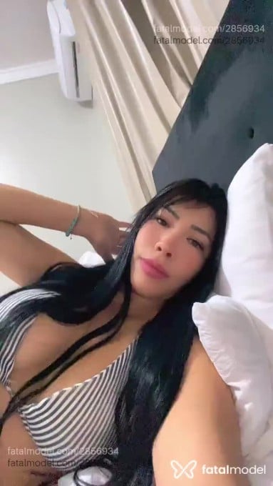 Acompanhante mulher morena (o) de olhos castanhos em Cascavel Acompanhante mulher morena (o) de olhos castanhos em Cascavel - Tiffany