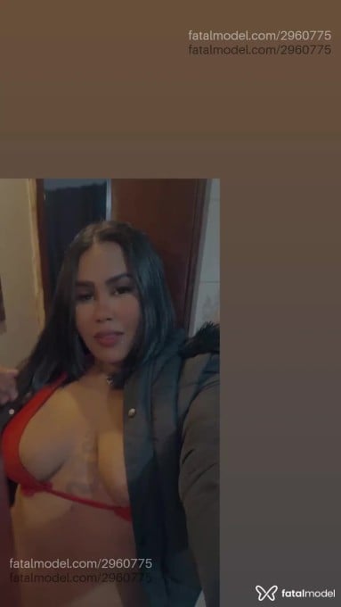 Acompanhante mulher com cabelo castanho de olhos castanhos em Saquarema Acompanhante mulher com cabelo castanho de olhos castanhos em Saquarema - Briana