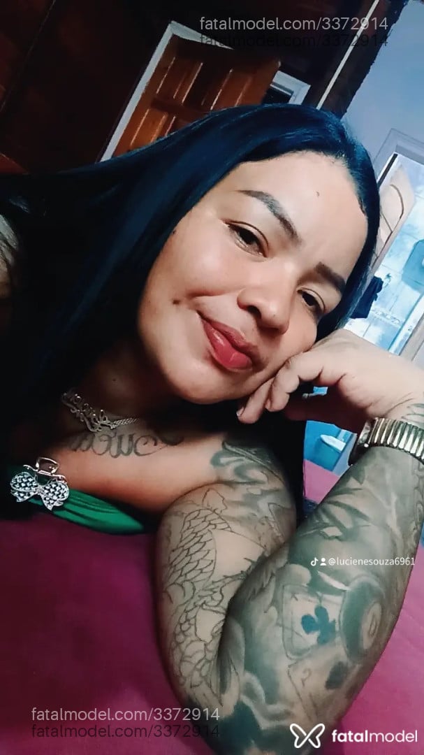 Acompanhante mulher morena (o) de olhos pretos em Novo Progresso Acompanhante mulher morena (o) de olhos pretos em Novo Progresso - Sophia