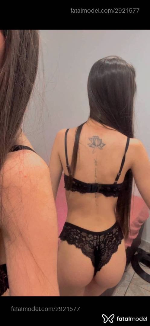 Acompanhante mulher com cabelo castanho de olhos castanhos em Almirante Tamandaré - Lilaa