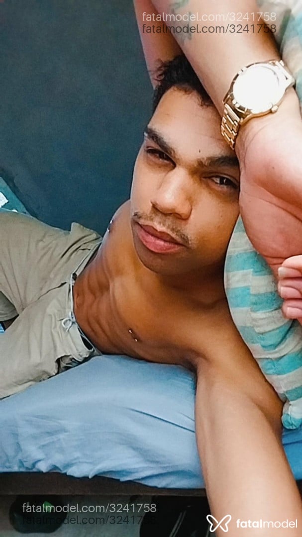Acompanhante homem morena (o) de olhos pretos em Caxias do Sul - Selton Vieira