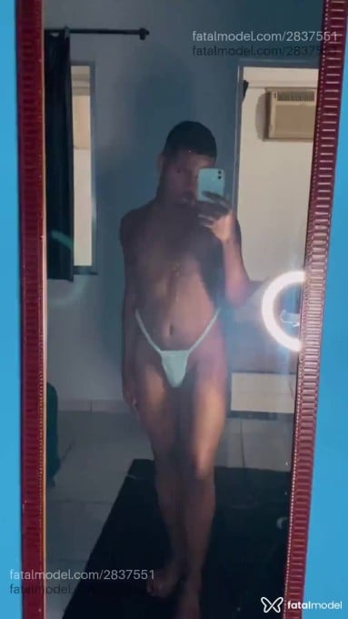 Acompanhante homem trans morena (o) de olhos castanhos em Itaguaí Acompanhante homem trans morena (o) de olhos castanhos em Itaguaí - Bryan