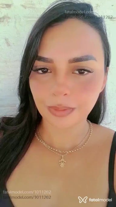 Acompanhante mulher com cabelo colorido de olhos mel em Rondonópolis Acompanhante mulher com cabelo colorido de olhos mel em Rondonópolis - Sacha Silva