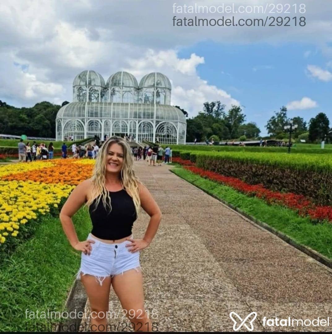 Acompanhante mulher loira (o) de olhos verdes em Uberlândia - Livia