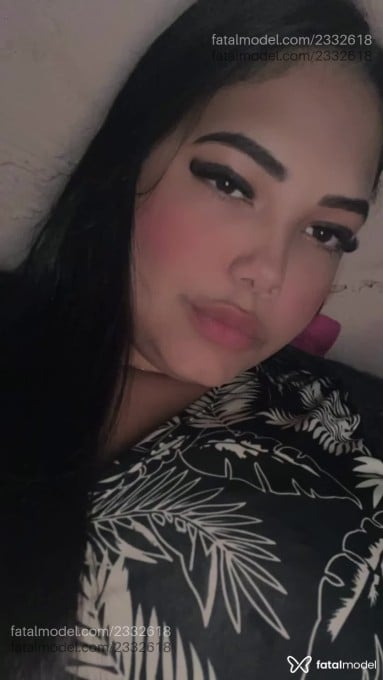 Acompanhante mulher morena (o) de olhos castanhos - Vitória Acompanhante mulher morena (o) de olhos castanhos - Vitória