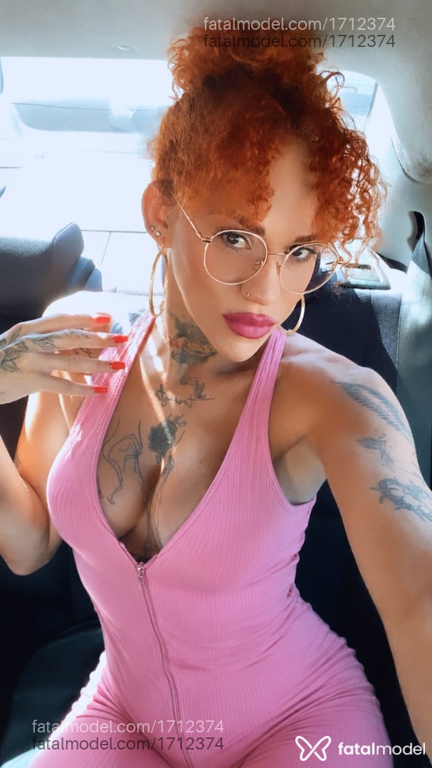 Acompanhante mulher trans ruiva (o) de olhos castanhos em Guará - Lala Lisa