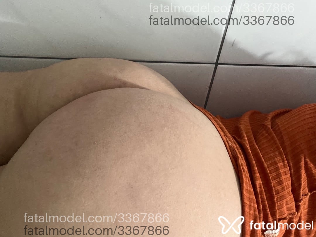 Acompanhante mulher com cabelo castanho de olhos castanhos em Aparecida - Tamires