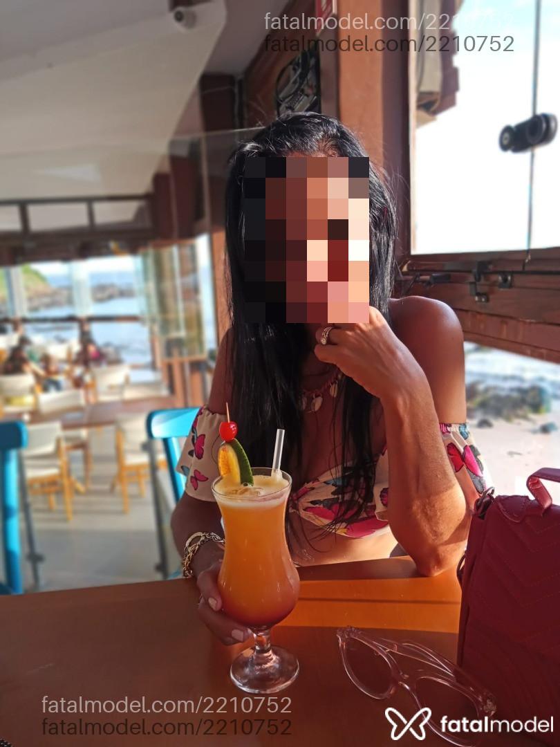 Acompanhante mulher morena (o) de olhos castanhos em Salvador - Gabriela