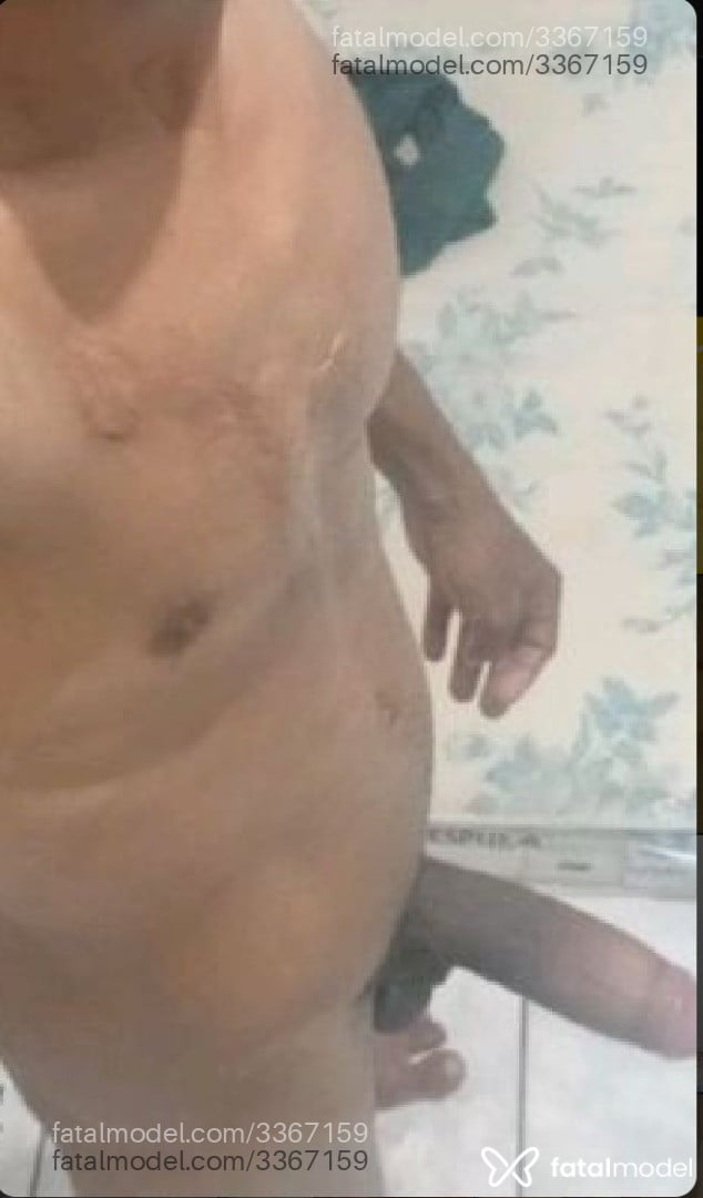 Acompanhante homem morena (o) de olhos castanhos em Cuiabá Acompanhante homem morena (o) de olhos castanhos em Cuiabá - Jupau Grande