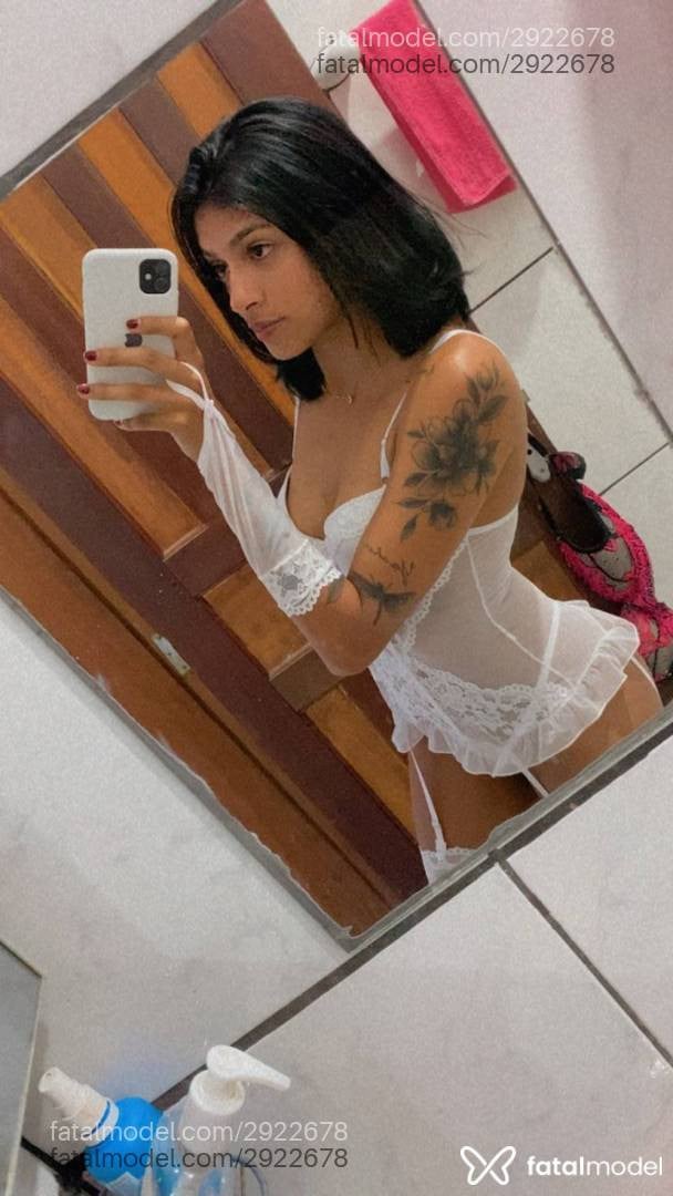 Acompanhante mulher morena (o) de olhos pretos em Vilhena - Suzane