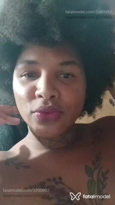 Acompanhante mulher morena (o) de olhos mel - Gabriela Miranda