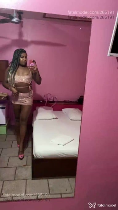 Acompanhante homem trans loira (o) de olhos castanhos em Parobé Acompanhante homem trans loira (o) de olhos castanhos em Parobé - Suzyyy