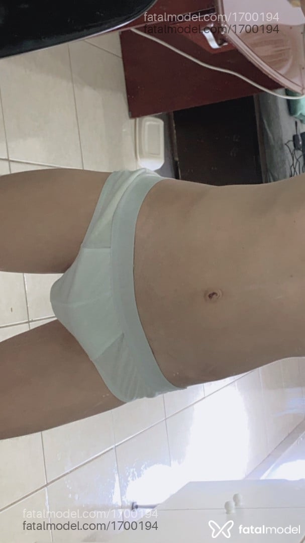 Acompanhante homem morena (o) de olhos castanhos em Belo Horizonte - Magrindot